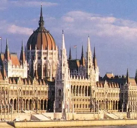 Apartamento Welcome In To Parliament